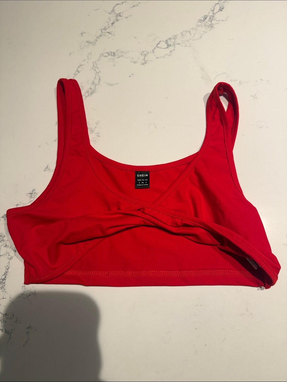 SHEIN Red Scoop Neck Sports Crop Top